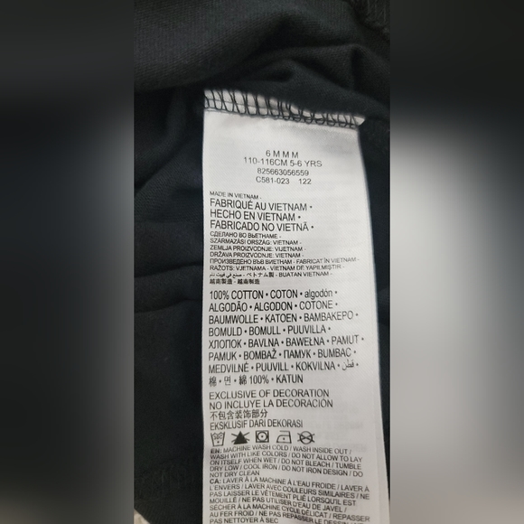 Converse short sleeve tshirt in black, size 6 (M) - Picture 3 of 4